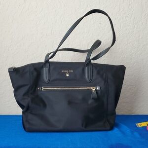 Michael Kors Black Nylon Kelsey Large Tote with Front Zip